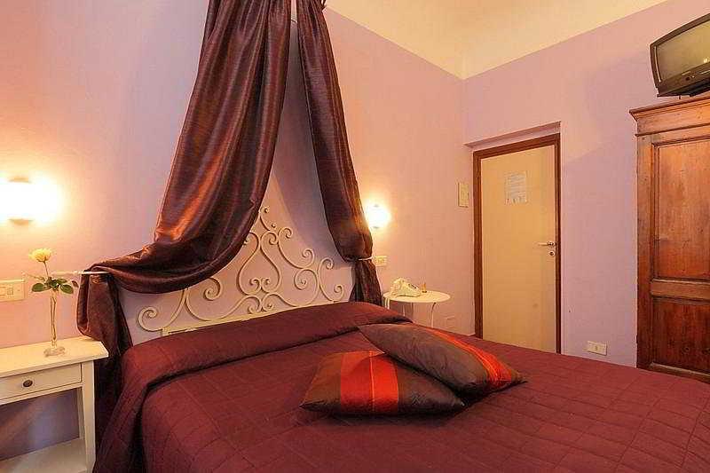 Hotel Genesi فلورنس المظهر الخارجي الصورة